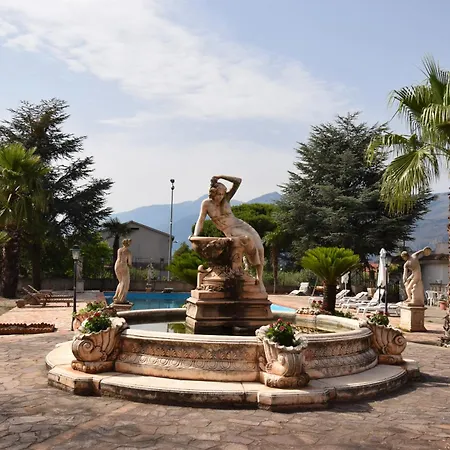 Parco Del Monte Villa